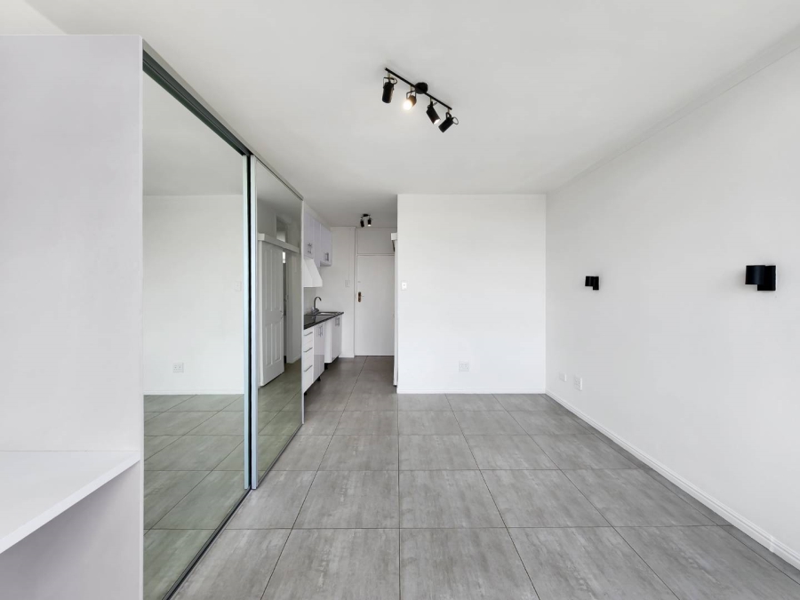 0 Bedroom Property for Sale in Gardens Western Cape